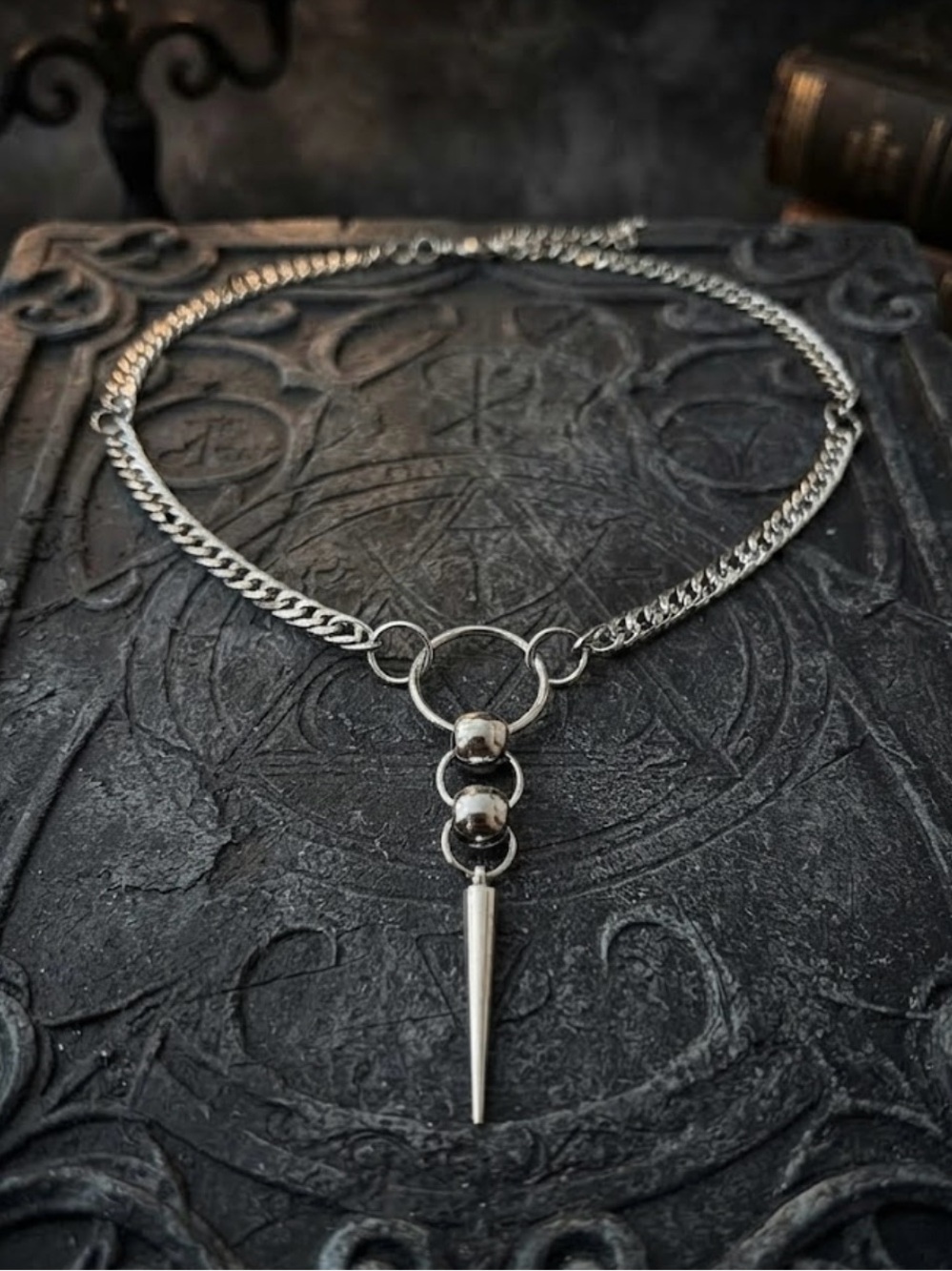 Hand Crafted Spike Pendant Chain Necklace - Picture 3 of 5
